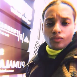 Meet your Posher, Raymond